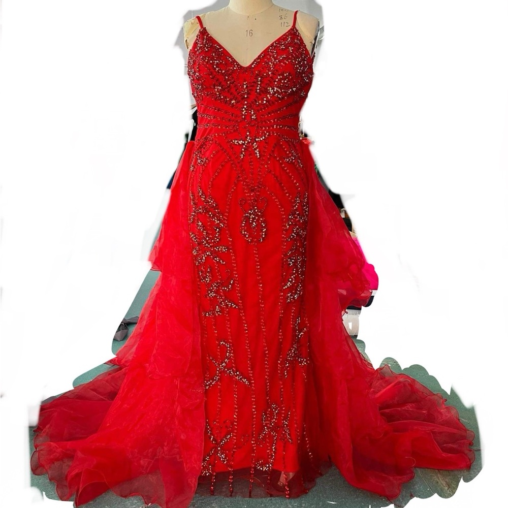 Red custom evening gown with Swarovski crystals with bead-sleeve accents ♥️